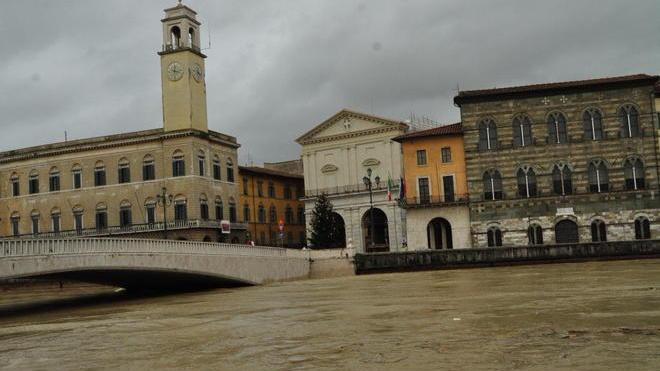 Arno a 3,5 metri, in calo anche il Fosso del Mulino