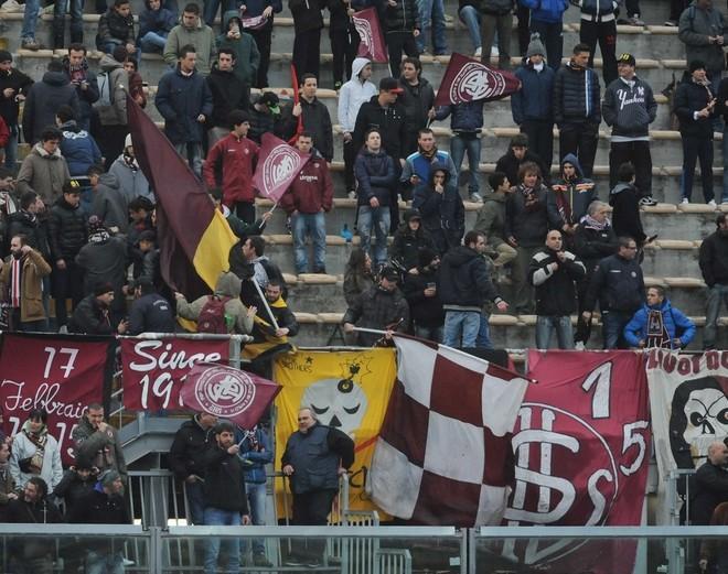 Cori discriminatori, multa al Livorno 