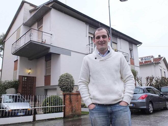 «I migliori clienti sono stranieri troppi abusivi: vanno fermati»