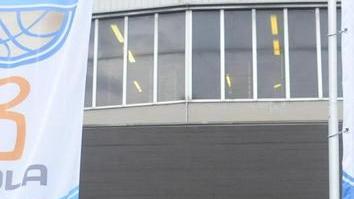 Il Comune interviene per mettere a posto il tetto del palasport