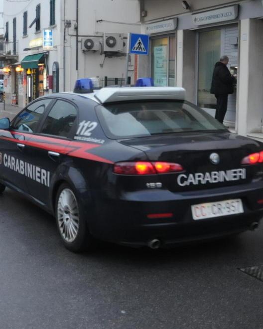 Tredici anni d’inferno tra insulti e violenze