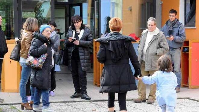 Fiamme in un’aula: terrore alla materna