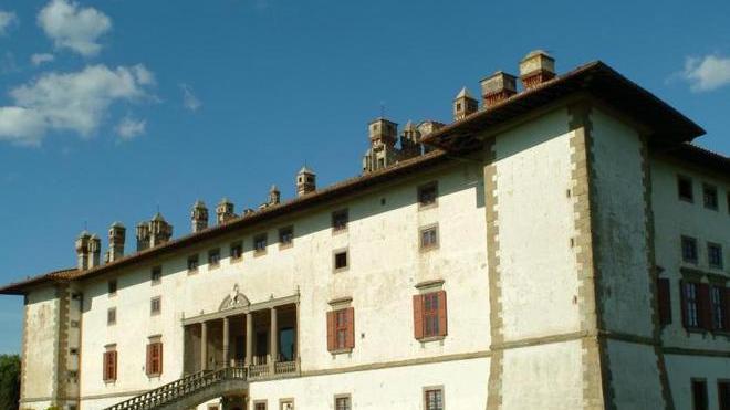 Il matrimonio nelle ville costerà 50-100 euro in più