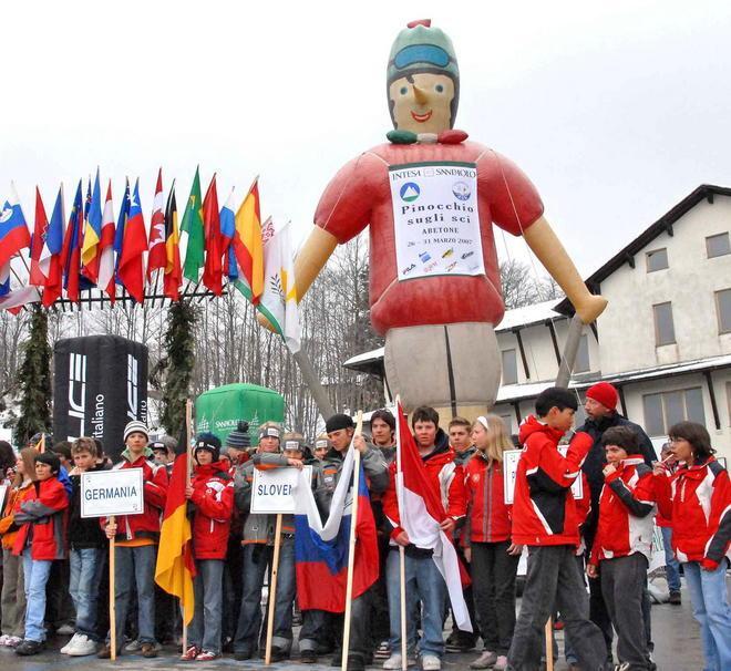 Il Pinocchio sugli sci a stelle e strisce 