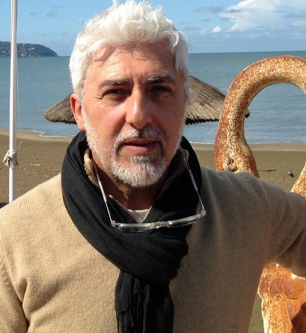 Pronto ad aprire il locale di Pino Daniele 