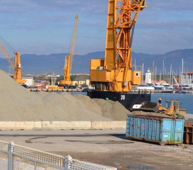 porto: cambio ai vertici e ricerca di ulteriori traffici
