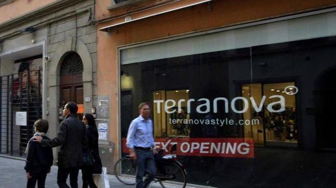 Fa shopping e se ne va senza pagare: arrestato in centro a Empoli