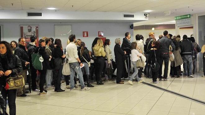 Chiusi fuori e messi a casa, il Cineplex cambia appalto
