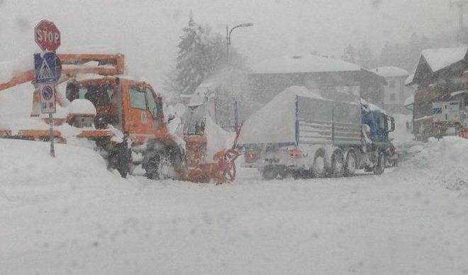 Neve da spalare, Comuni in crisi 