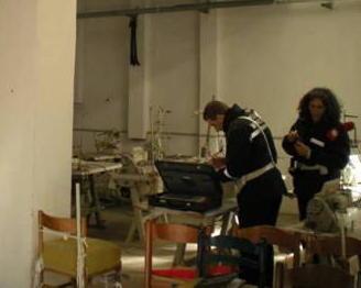 Dentro il furgone trasportava macchinari sequestrati in un’azienda 