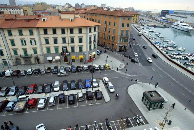Borgo, residenti in rivolta: «Non dormiamo più» 