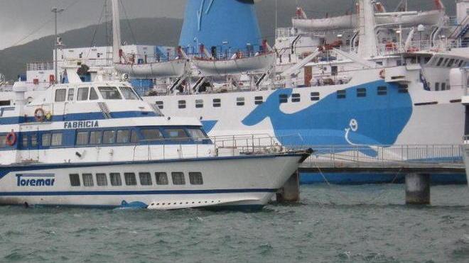 Maltempo, ripresi i collegamenti marittimi con l'isola