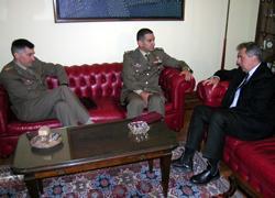 Al comando della Folgore arriva il generale D'Addario 