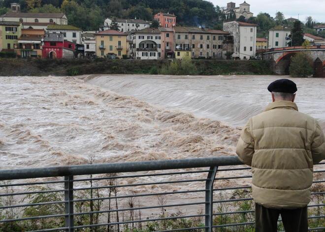 Piogge forti, rischio piena allerta fino a mezzanotte 