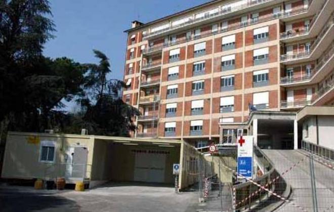 Furto in ospedale, clonato un bancomat 