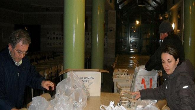 Con la Ronda in cerca di clochard per offrire pastasciutta e amicizia
