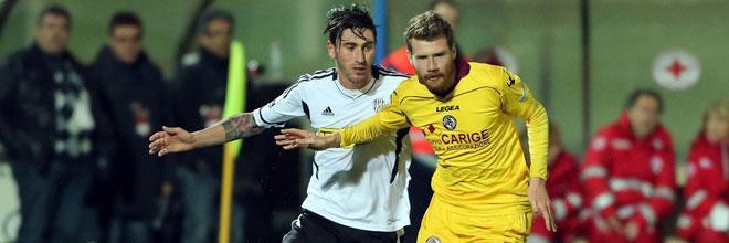 Serie Bwin / Cesena-Livorno: segui il match del Manuzzi e commenta in diretta 