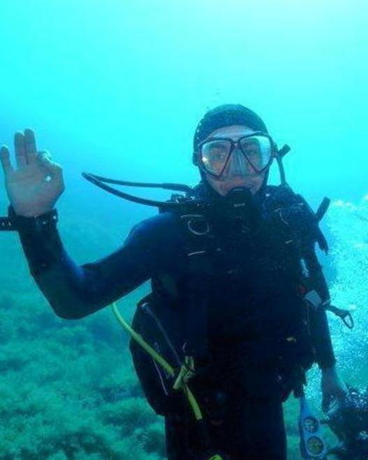 Gli amici partecipano alle ricerche 