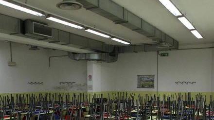 Mensa gratis per gli alunni di famiglie in difficoltà economiche