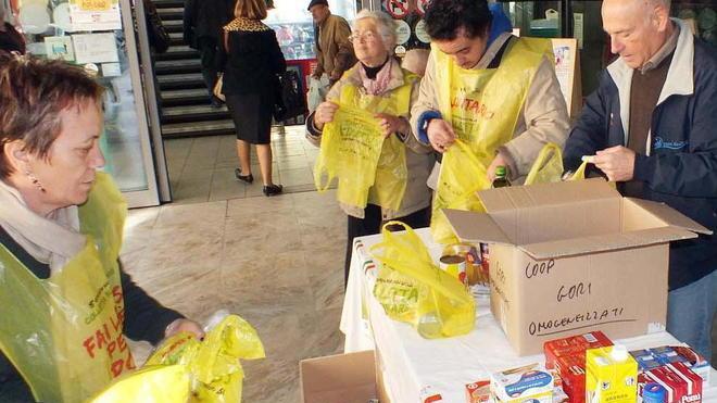 Famiglie in crisi Si fa la spesa gratis anche a Casalguidi
