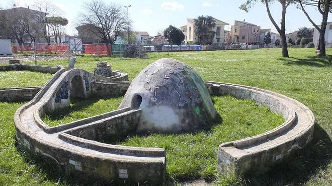 Anche la pista delle palline è opera d’arte: dimenticata