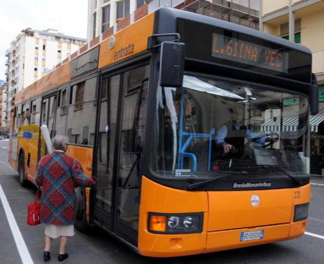 Rivoluzione trasporto pubblico arriva il servizio a chiamata