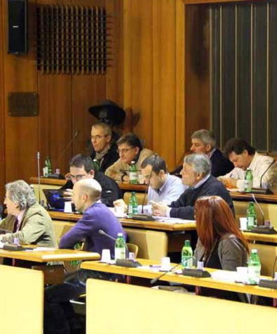 Gli Arancioni frenano sul candidato 