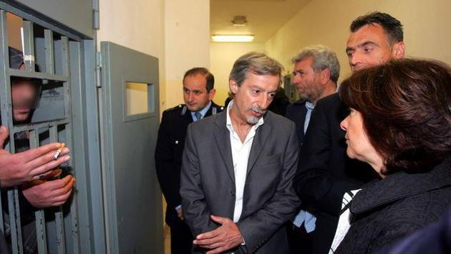 Slitta la chiusura dell’Opg tutto rimandato al 2014