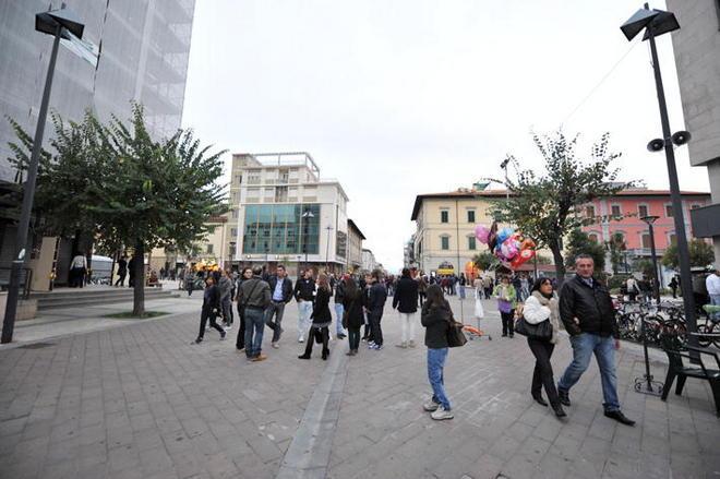 Riaprire alle auto il centro di Cecina? Dite la vostra 