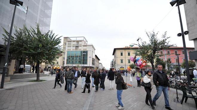 Riaprire alle auto il centro di Cecina? Dite la vostra