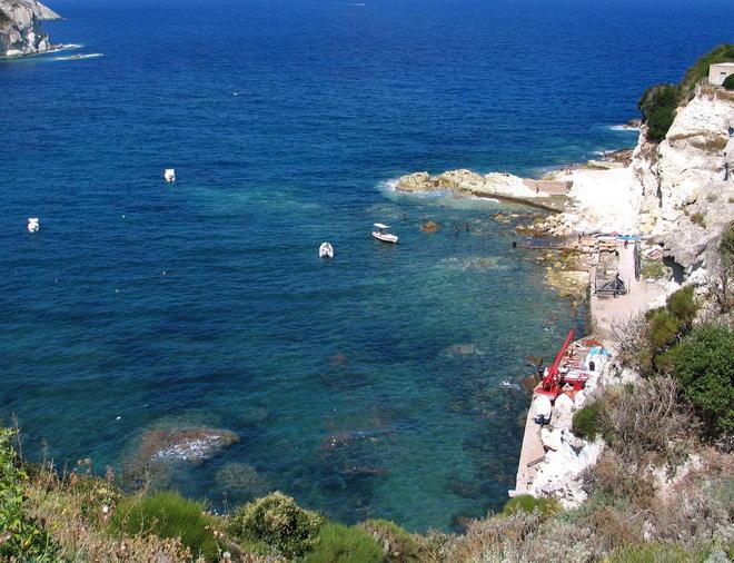 Morì schiacciata da un masso all’isola di Ponza, neanche un euro di risarcimento dopo 11 anni 