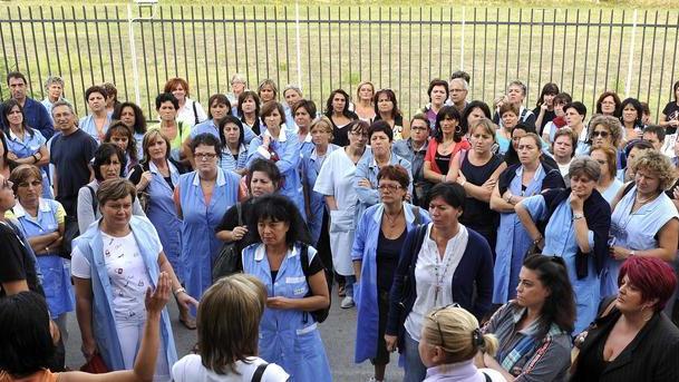 Niente stipendi: Mabro di nuovo ferma