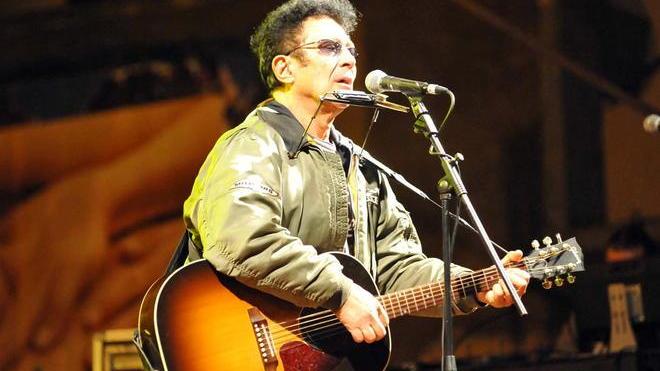 Rinviato il concerto di Bennato