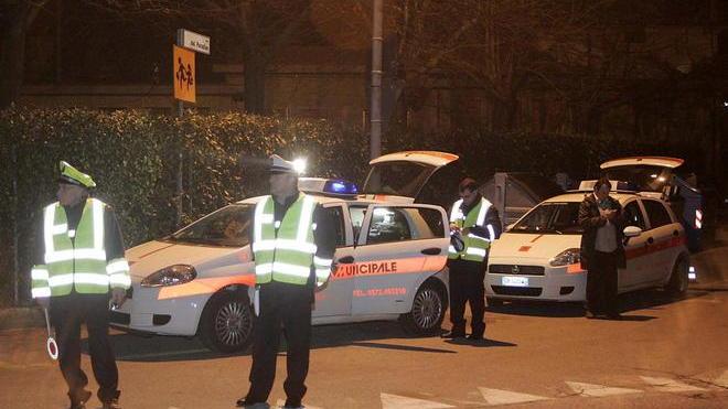 Vigili urbani in giro anche la notte
