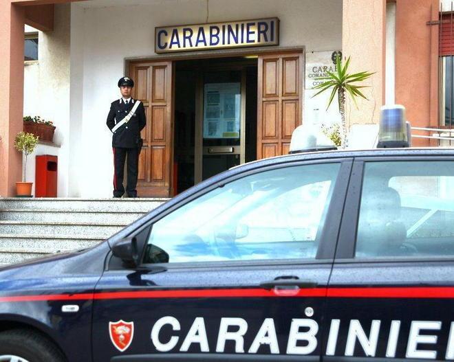 Sorpresi dai carabinieri con 50 grammi di cocaina purissima 