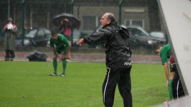 Cuoghi furioso: «Prendiamo due gol a partita»