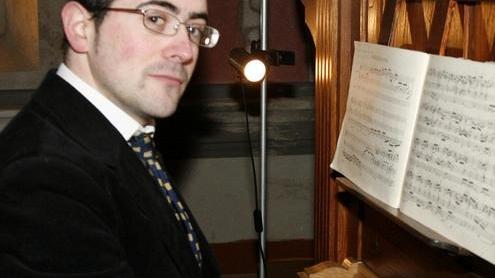 La musica di Bach all’organo per accompagnare la cerimonia