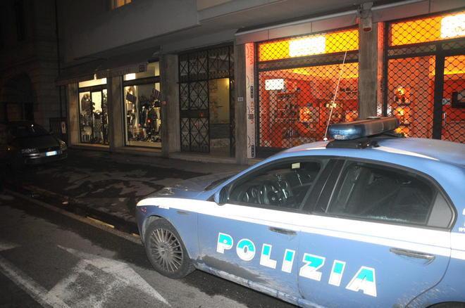Sicurezza, sventato furto alla Coin: denunciate due romene 