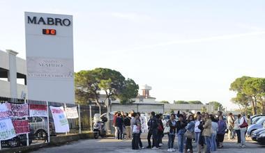 Ex Mabro, scioperi di due ore al giorno 
