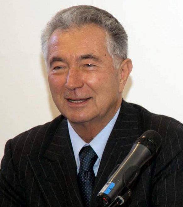 Nel 2012 100 milioni di utile
