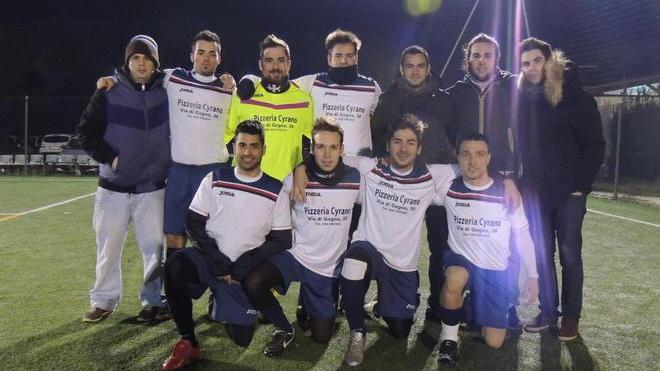 Calcio a 7 Acsi, la Pizzeria Cyranò ammazza il torneo: 2,8 punti a gara