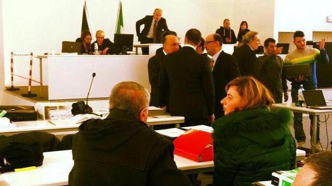 Centinaia di parti civili udienza rinviata al 2 aprile
