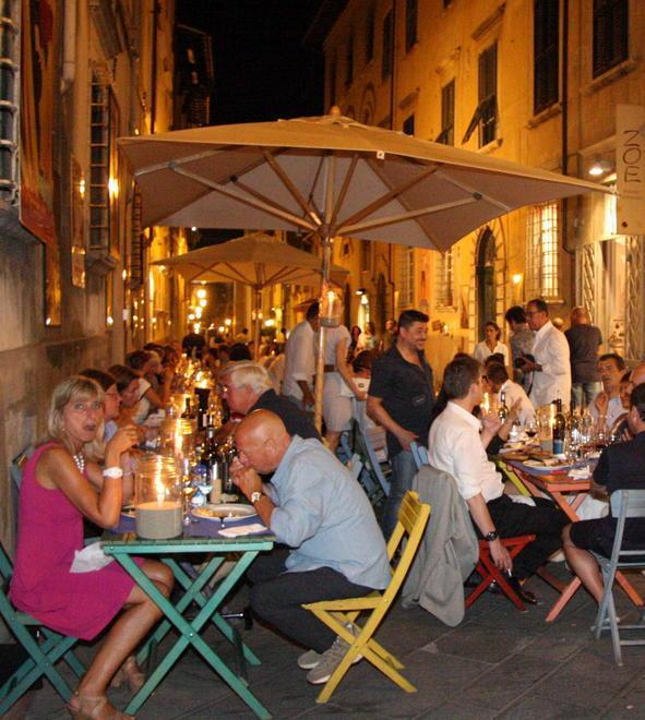 Polemica non stop sul futuro dell’Enoteca Marcucci