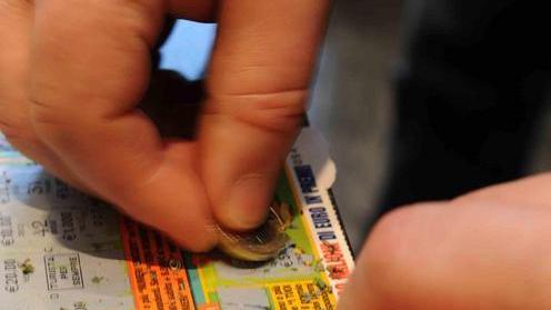 Gli habitué: dalla pensionata al giovane