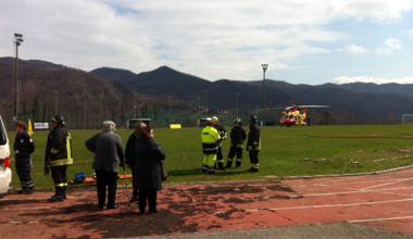 Cade mentre pota un olivo: è grave 