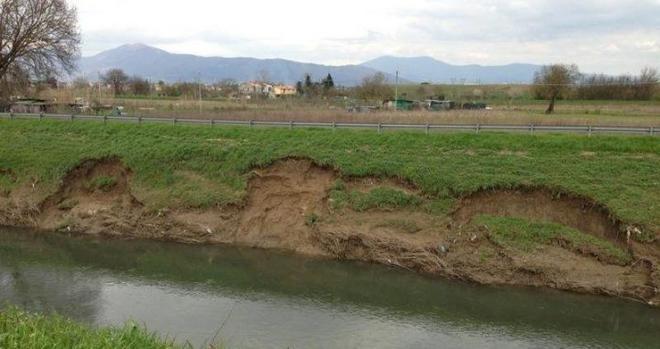 Gli argini devastati dalla grande piena Foto 