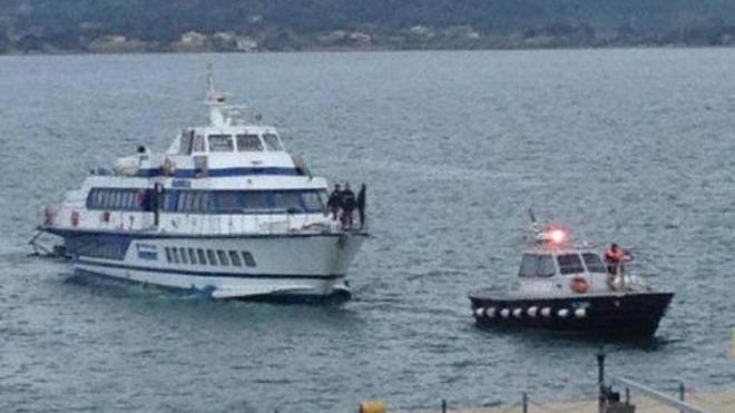 Sorpresa sul porto, torna in servizio l’aliscafo Fabricia