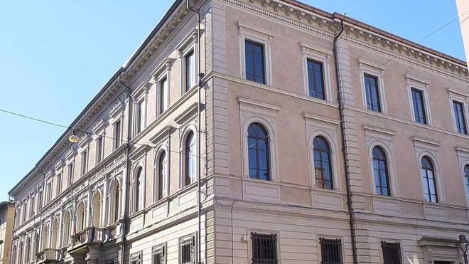 Apre il punto di consultazione all’Hotel Nettuno