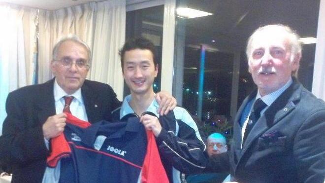 Passerella per l’Apuania leader del tennistavolo