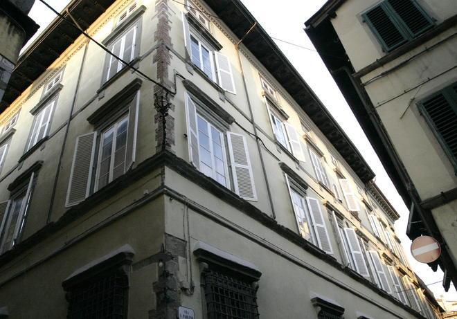 Una maxi società&nbsp; fa shopping di immobili in centro 